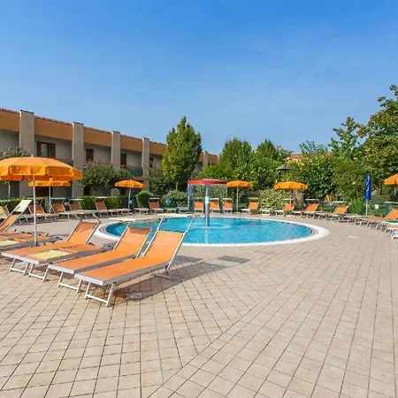Villaggio Ai Ginepri - Agenzia Cocal Apartment *
